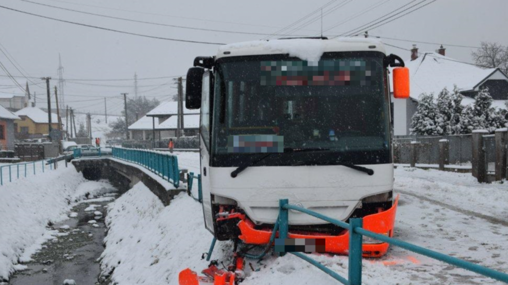 Žena (†59) prišla o život po tom, ako do nej na chodníku narazil autobus