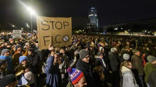 Na snímke účastníci druhého spoločného protestu opozície.