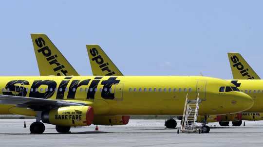 Ilustračná snímka - Rad lietadiel spoločnosti Spirit Airlines.