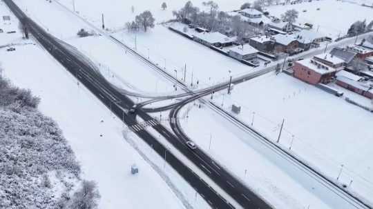 Zrekonštruovaná križovatka pri Rožkovanoch.