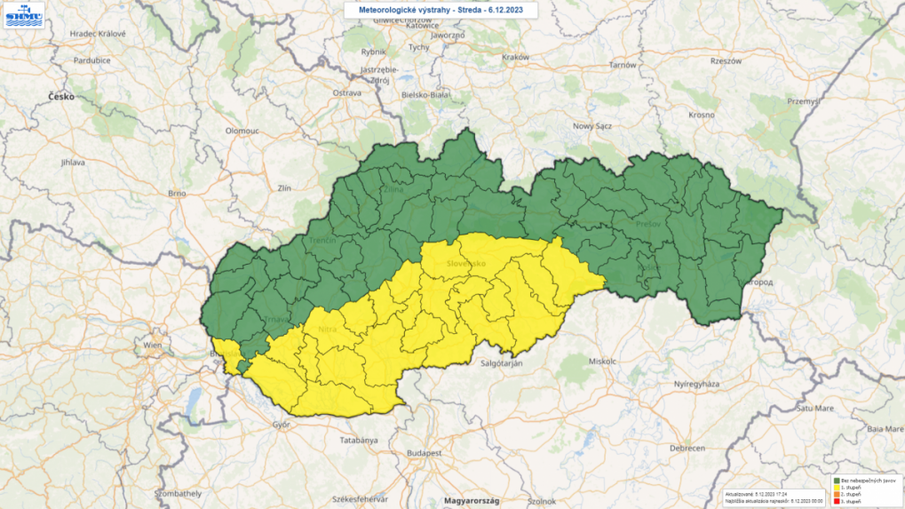 Výstraha prvého stupňa pred poľadovicou a snežením.