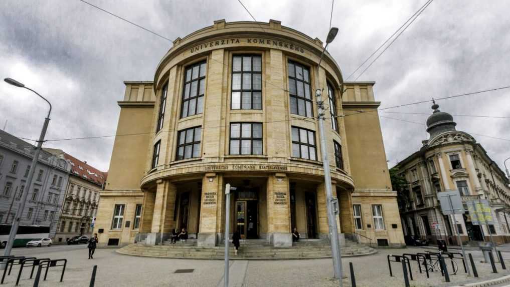 Doktorandi takmer vôbec nechodia na stáže do zahraničia a školitelia sa im dostatočne nevenujú, vyplýva z prieskumu