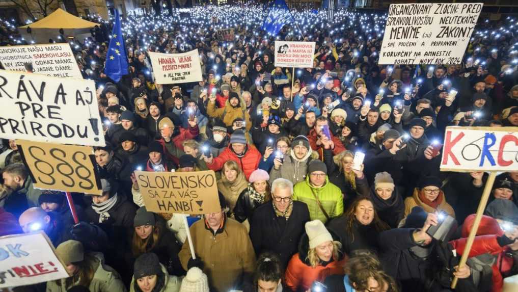 Opozícia pokračuje v protestoch proti novele Trestného zákona, ďalší naplánovali na štvrtok