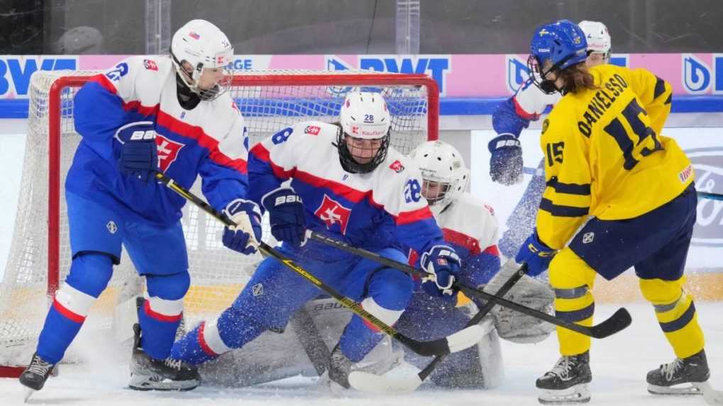 MS žien do 18 rokov: Slovenské hokejistky vzdorovali favorizovaným Švédkam dve tretiny, bod napokon nezískali