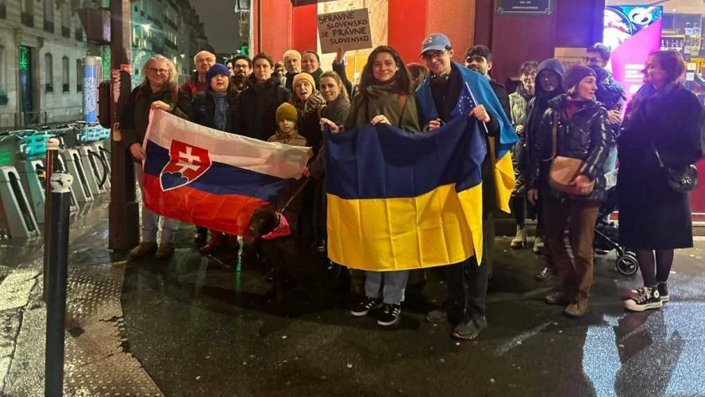 Slováci protestovali aj v Paríži.