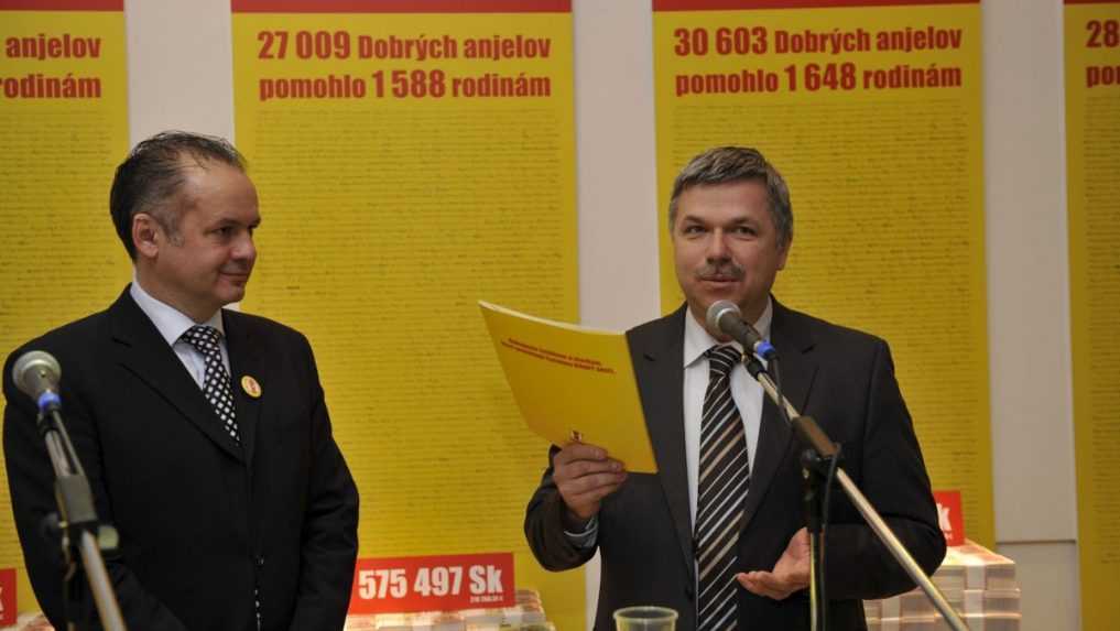 Andrej Kiska na vernis&aacute;ži syst&eacute;mu Dobr&yacute; Anjel.