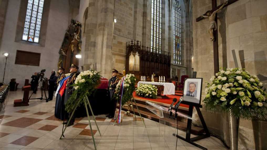 Zádušná omša za zosnulého prezidenta sa konala v Dóme sv. Martina.