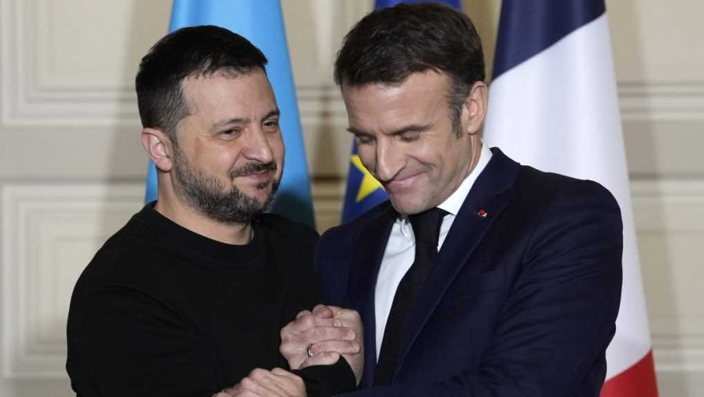 Francúzsky prezident Macron oznámil vznik koalície pre dodávky rakiet na Ukrajinu