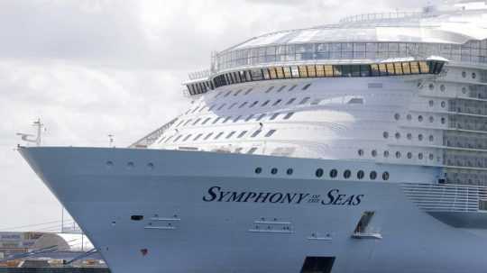 Na snímke loď Symphony of the Seas.