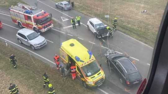 Za obcou Studienka sa udiala dopravná nehoda.