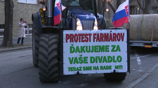 Záber z protestu poľnohospodárov.