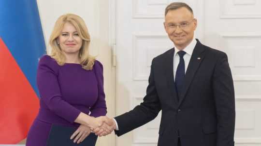 Na snímke prezidentka SR Zuzana Čaputová (vľavo) a poľský prezident Andrzej Duda.