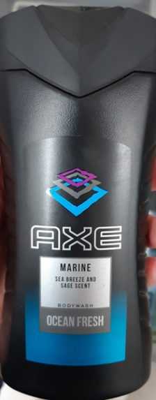 Na snímke sprchovací gél AXE.