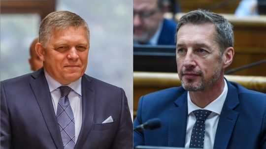 Na snímke zľava premiér Robert Fico (Smer-SD) a šéf KDH Milan Majerský.