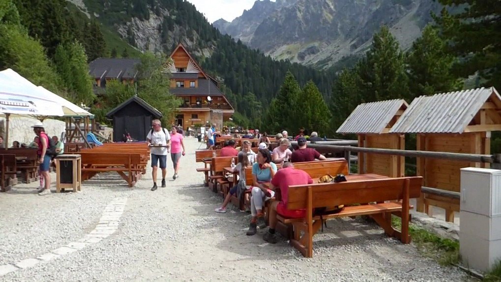 Viete, aké údaje o vás uchovávajú ubytovacie zariadenia na Slovensku? Niektoré musia zbierať zo zákona