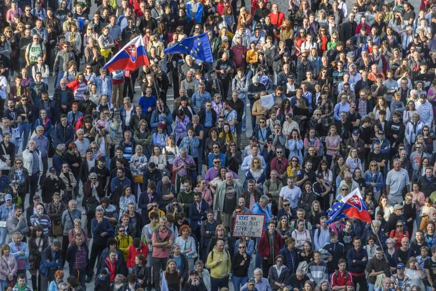 Protest na Námestí slobody v Bratislave 2. mája 2024.