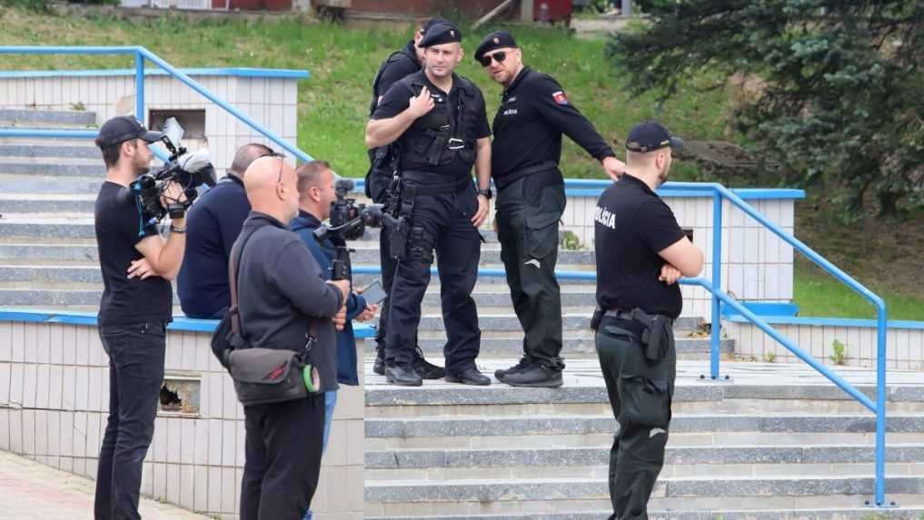 V hre boli tri nemocnice, premiér po atentáte napokon ležal v Banskej Bystrici. Kľúčové boli prvé minúty v Handlovej