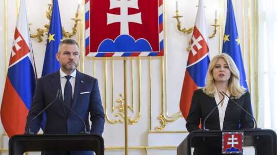 Zuzana Čaputová a Peter Pellegrini počas spoločného vyhlásenia.