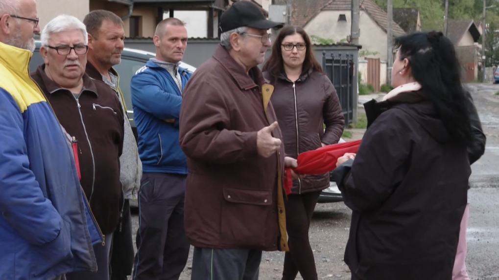 Obyvatelia ulice vo Veľkých Levároch dostanú „čierneho Petra“. Za dlho očakávanú kanalizáciu zaplatia oveľa viac, než zvyšok dediny