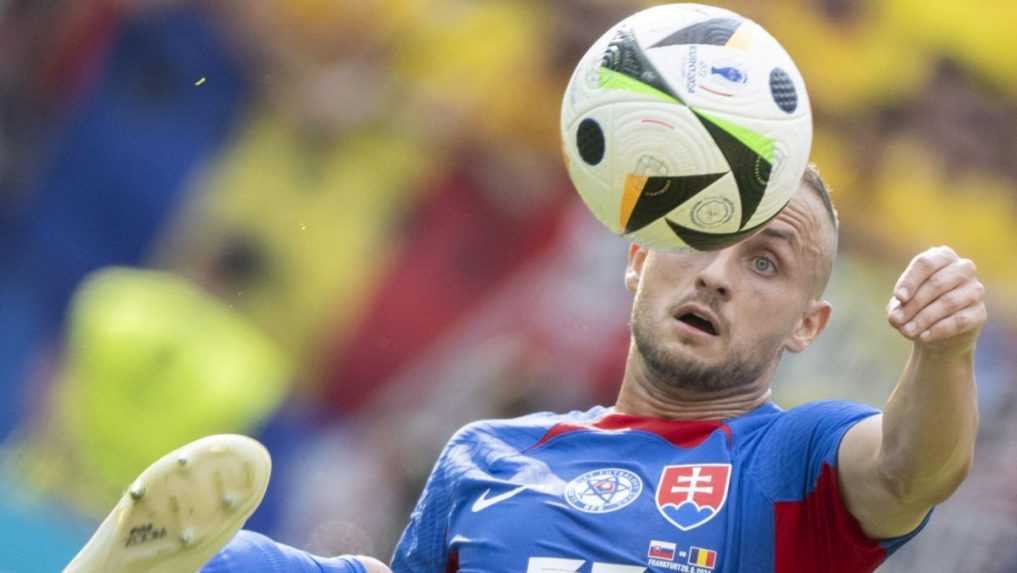 FOTO: Po záverečnom hvizde sa tešili obe mužstvá, takto vyzerá postupová radosť v podaní Slovákov
