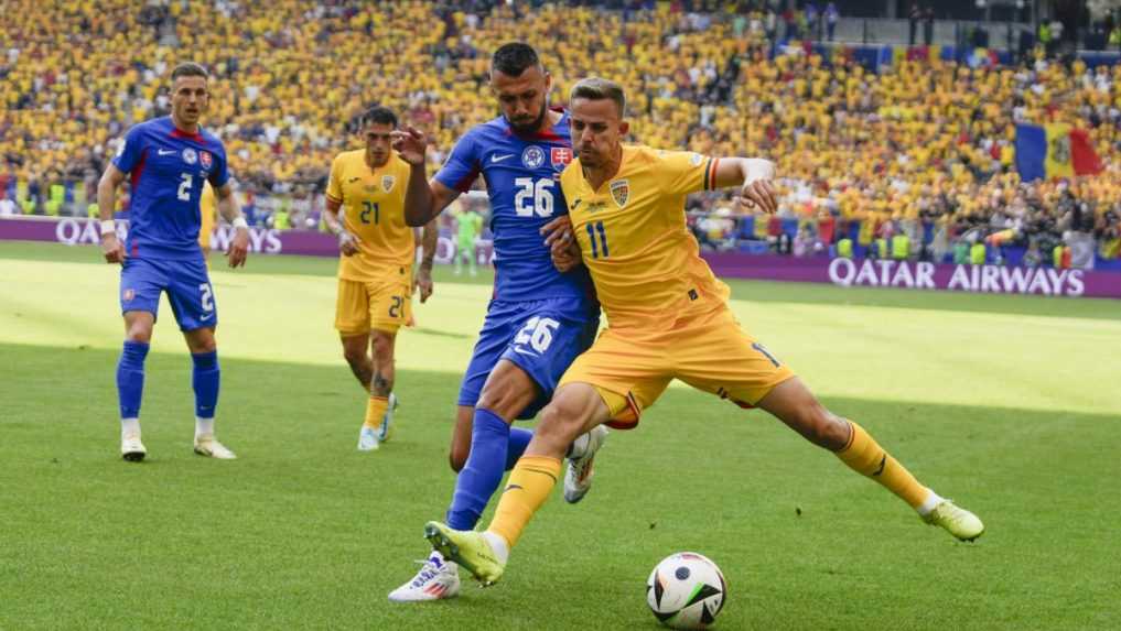 FOTO: Po záverečnom hvizde sa tešili obe mužstvá, takto vyzerá postupová radosť v podaní Slovákov