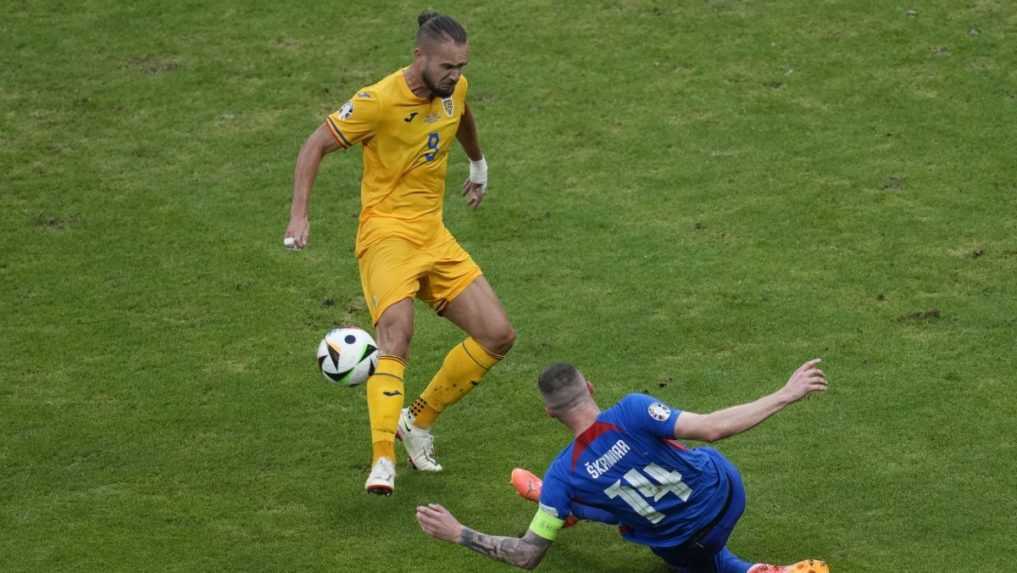 FOTO: Po záverečnom hvizde sa tešili obe mužstvá, takto vyzerá postupová radosť v podaní Slovákov