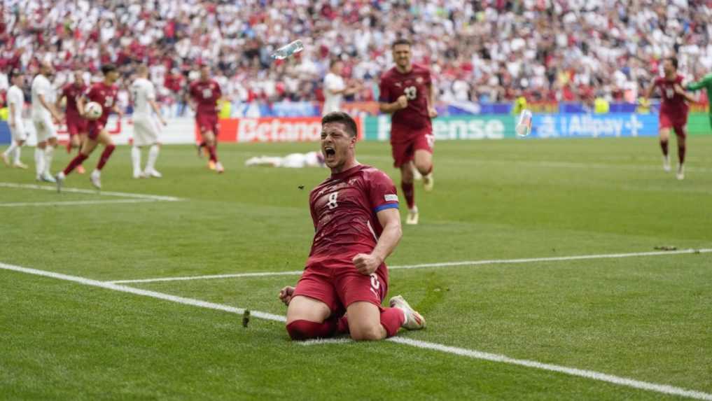 EURO 2024: Slovinci mali na dosah plný počet bodov, Srbi vyrovnali z poslednej akcie zápasu