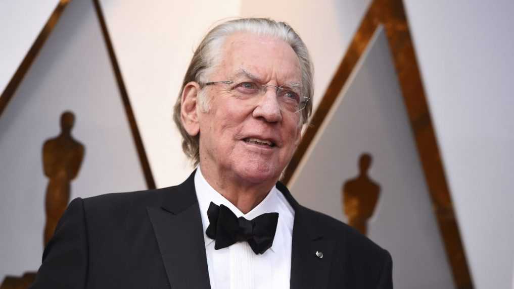 Zomrel kanadský herec Donald Sutherland (†88), preslávil sa filmami MASH a Obyčajní ľudia