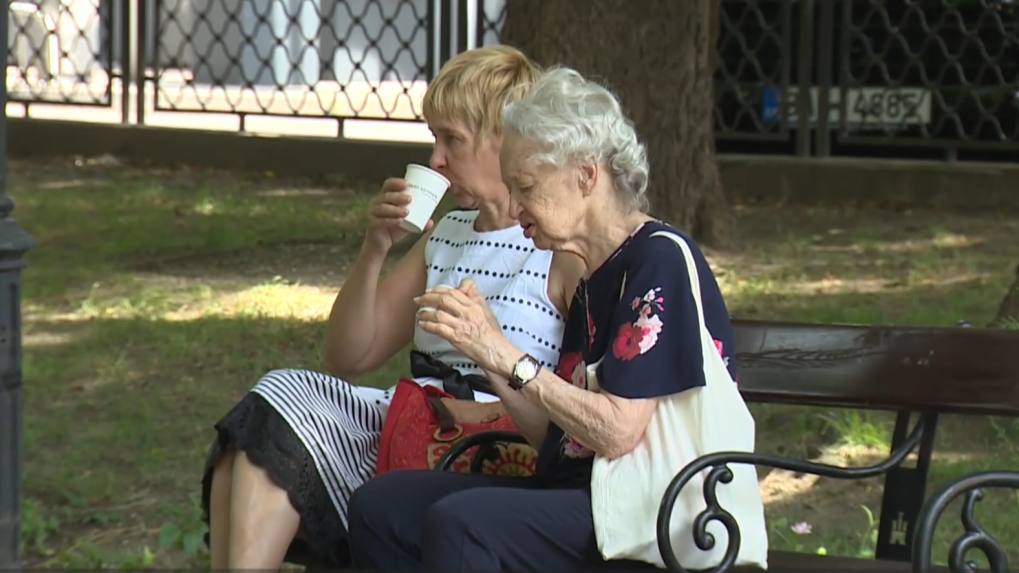 Výnosy z druhého piliera  naďalej rastú. Mnohí Slováci sa však boja, že z dôchodku nevyžijú