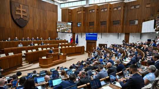 Na ilustračnej snímke slovenský parlament.