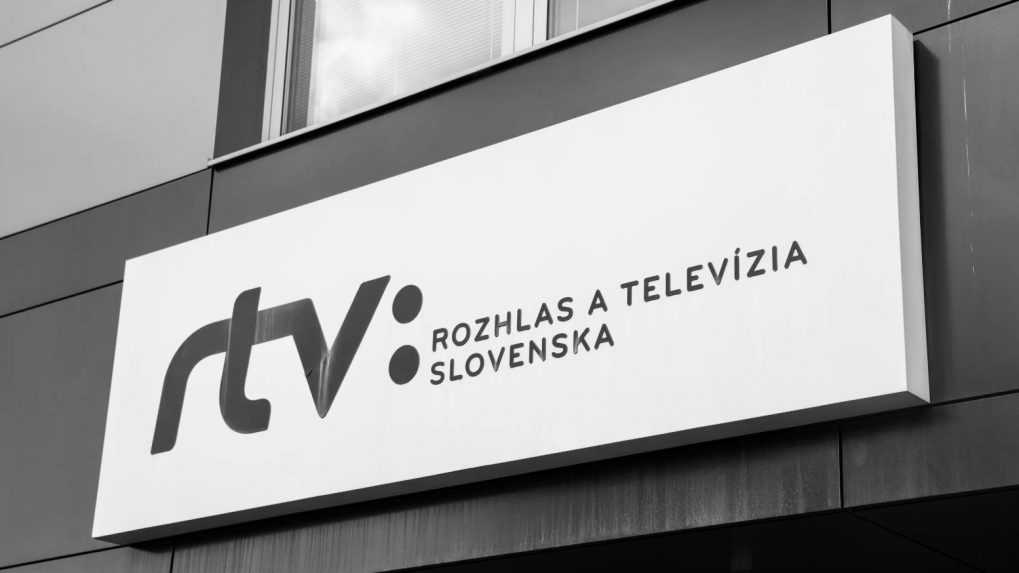 RTVS definitívne zanikne, parlament schválil nový zákon o STVR