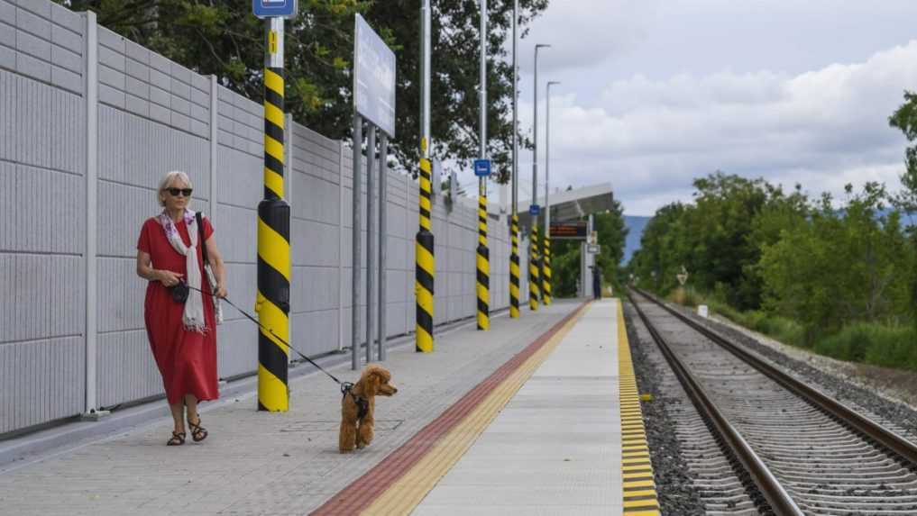 V bratislavskej Vrakuni otvorili prvý prestupný terminál: Uľahčí cestovanie do hlavného mesta