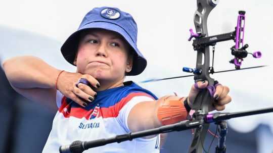 Na snímke slovenská lukostreľkyňa Denisa Baránková počas kvalifikácie olympijského luku žien.