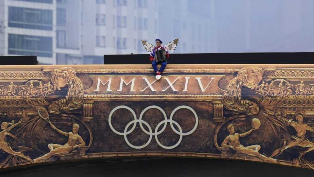 Veľkolepý, nevídaný a extravagantný. Parížsky otvárací ceremoniál priniesol všetko, čo sľuboval