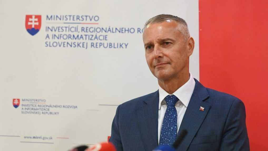 Mestá potrebujú „smart riešenia“, štát na to rozdelí milióny eur. Minister Raši priblížil, o čo ide