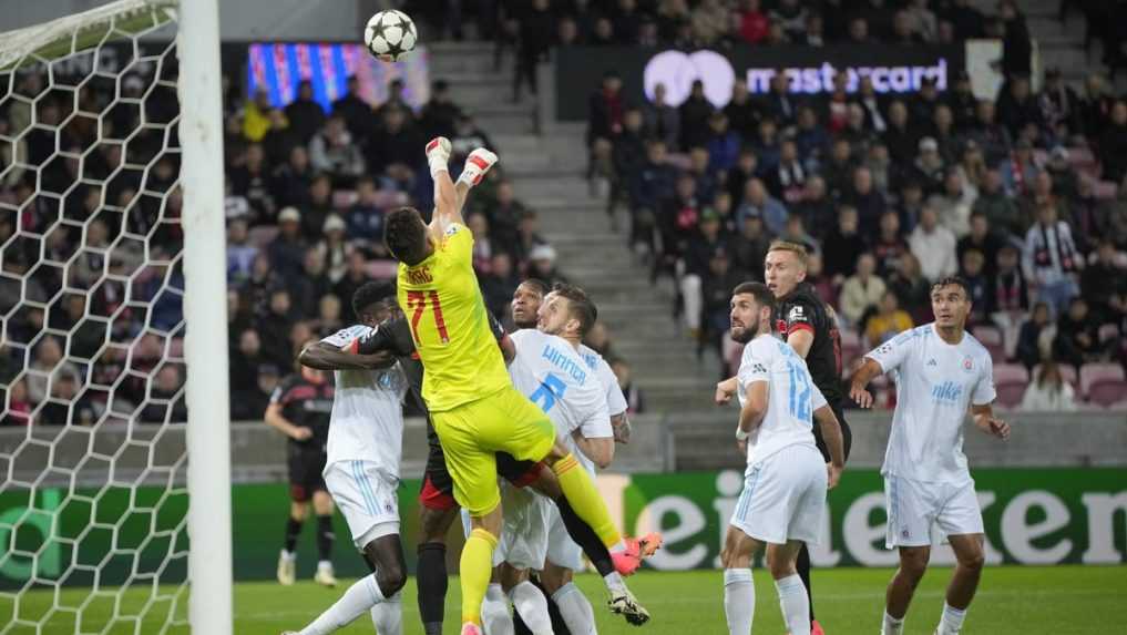 Slovan v prvom zápase remizoval s Midtjyllandom, o postupe do Ligy majstrov rozhodne bratislavská odveta