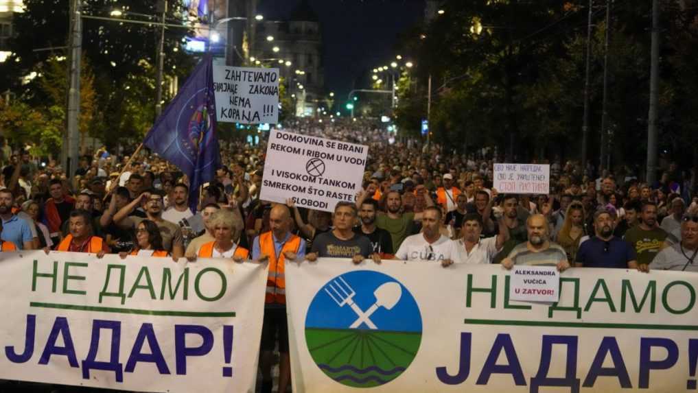 Srbská opozícia plánuje protesty proti vláde. Nesúhlasí s ťažbou lítia a obáva sa ekologických následkov