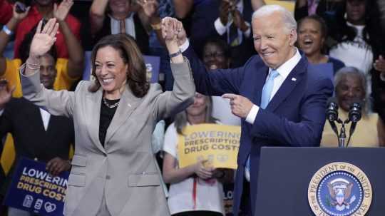 Na snímke Kamala Harrisová a Joe Biden.