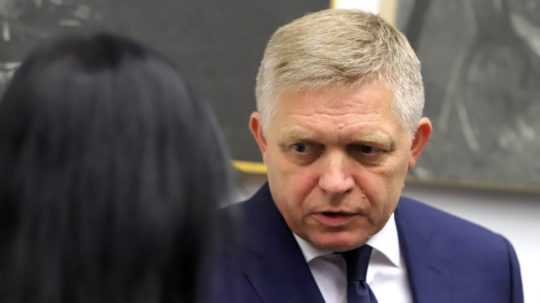 Predseda vlády SR Robert Fico (Smer-SD)