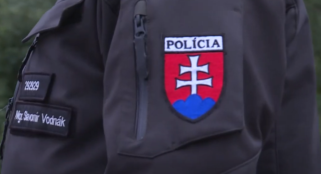 Polícia prekazila niekoľko nelegálnych tuningových zrazov v Bratislave. Zúčastnilo sa ich viac ako tisíc ľudí