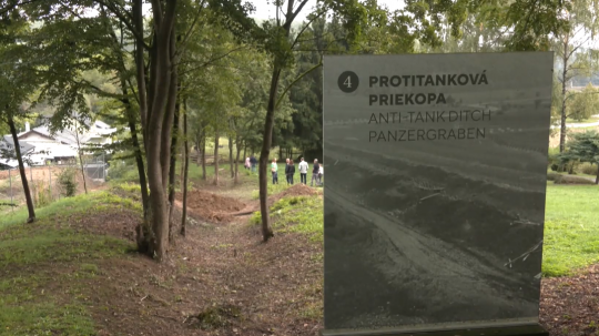 Protitanková priekopa v Kremničke.