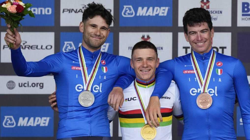 Belgičan Evenepoel nenašiel v časovke premožiteľa ani na MS a obhájil dúhový dres