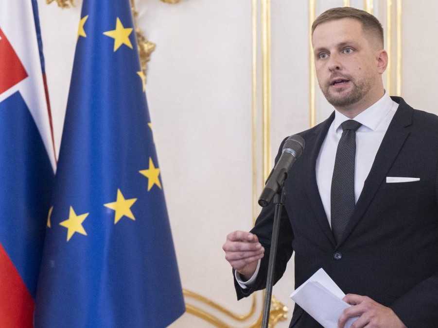 Na snímke novovymenovaný minister zdravotníctva Kamil Šaško.