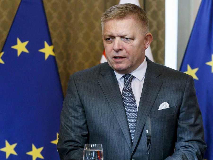 Na snímke predseda vlády SR Robert Fico (Smer-SD).
