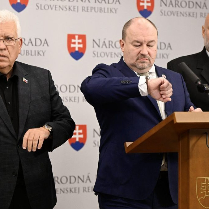 Politológ Lenč o krokoch poslanca Huliaka: To, čo sa dnes zdá nerealistické, môže byť o pár dní pravda