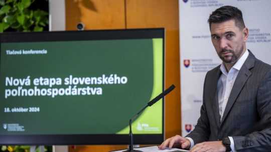 Na snímke minister pôdohospodárstva a rozvoja vidieka SR Richard Takáč.