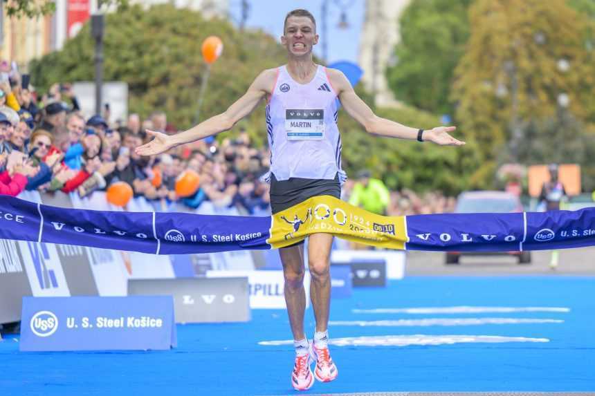VIDEO: Medzinárodný maratón mieru v Košiciach ovládli Keňania. Tanuiová výrazne vylepšila ženský traťový rekord