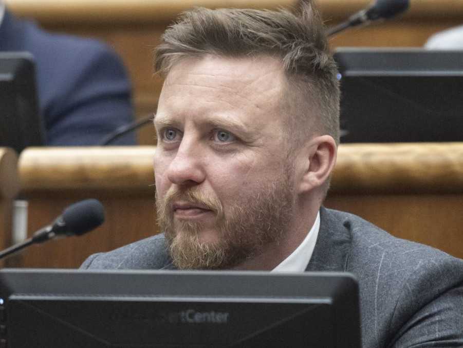 Poslanec NR SR a splnomocnenec vlády pre vyšetrenie pandémie Peter Kotlár.