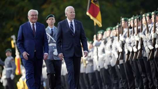 Americký prezident Joe Biden so svojím nemeckým náprotivkom Frankom-Walterom Steinmeierom.