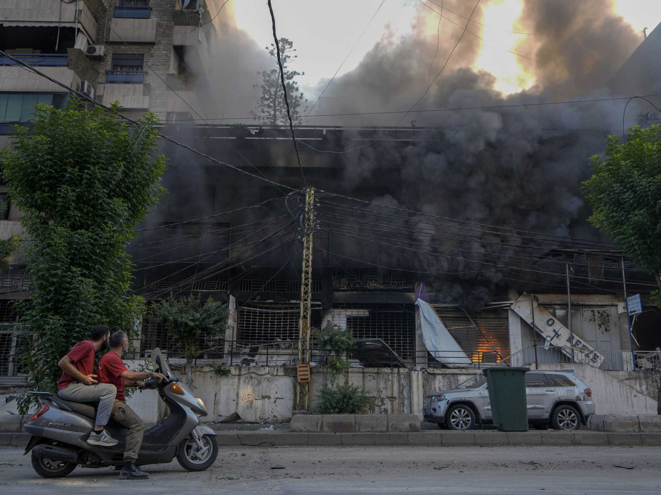 Výbuch po izraelskom bombardovaní libanonského hlavného mesta Bejrút.